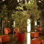 Opera Cadet Otel
