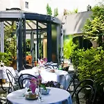 Otel Opera Cadet 4*