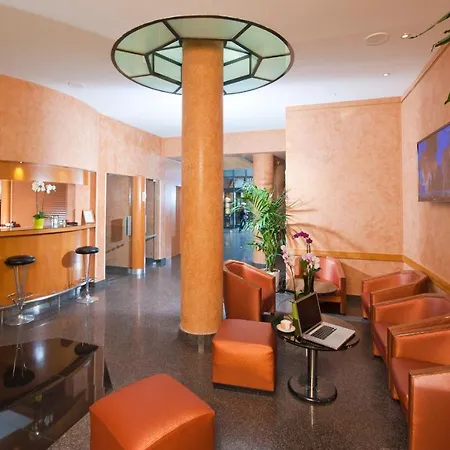Otel Opera Cadet 4*