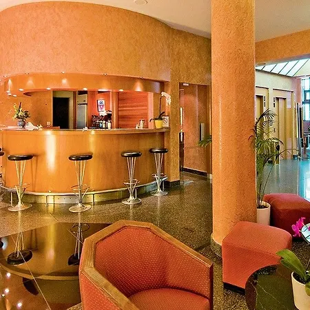 Hotel Opera Cadet
