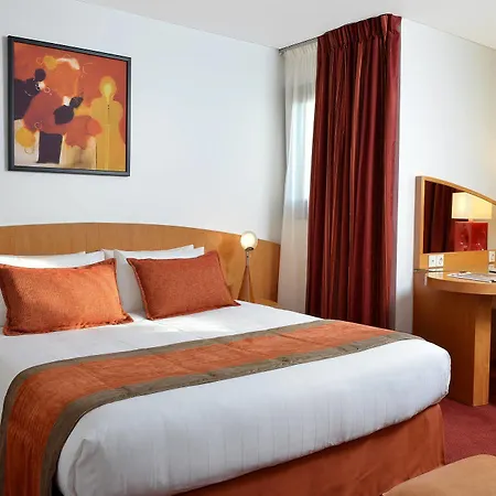 Opera Cadet Otel 4*