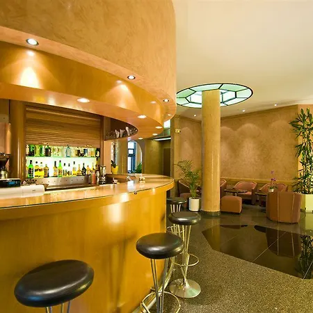 Hotel Opera Cadet Paryż