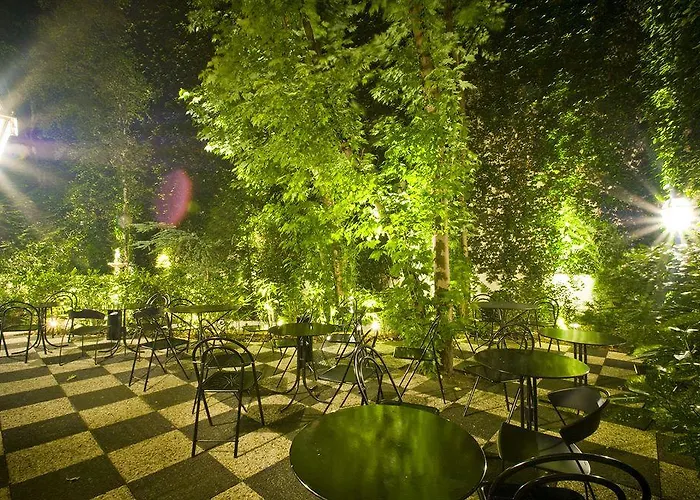 Opera Cadet Hotel Paris