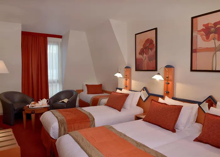 Opera Cadet Hotel 4*