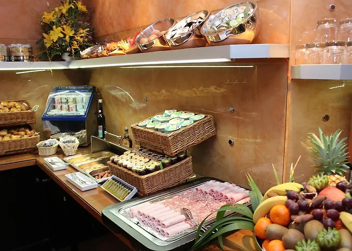 Opera Cadet 4* Париж