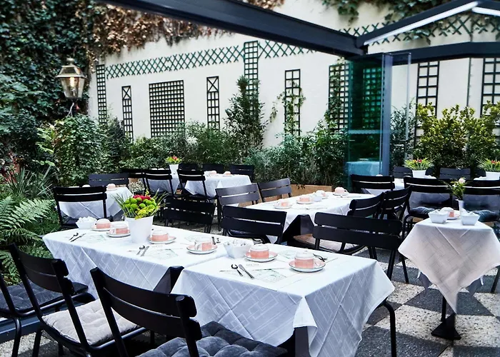 Opera Cadet Hotel Paris