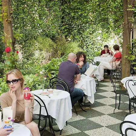 מלון Opera Cadet